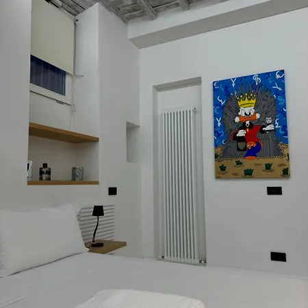Apartment Clock House *